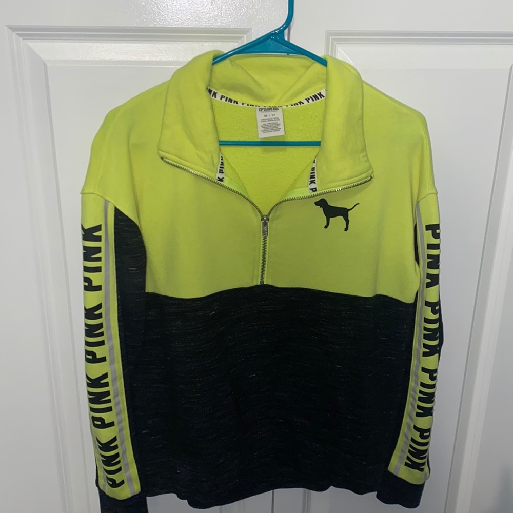 Victoria’s Secret PINK half zip pullover size XS